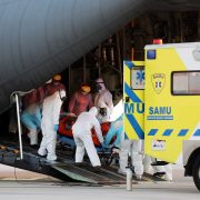 Traslado aéreo paciente Covid-